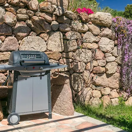 Holiday home Villetta Tiriddo *